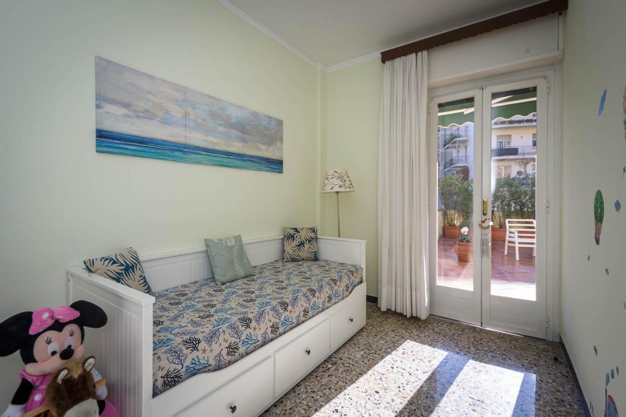 Apartamento Casa Dany, luminoso trilocale con grande terrazza e box auto Santa Margherita Ligure Exterior foto
